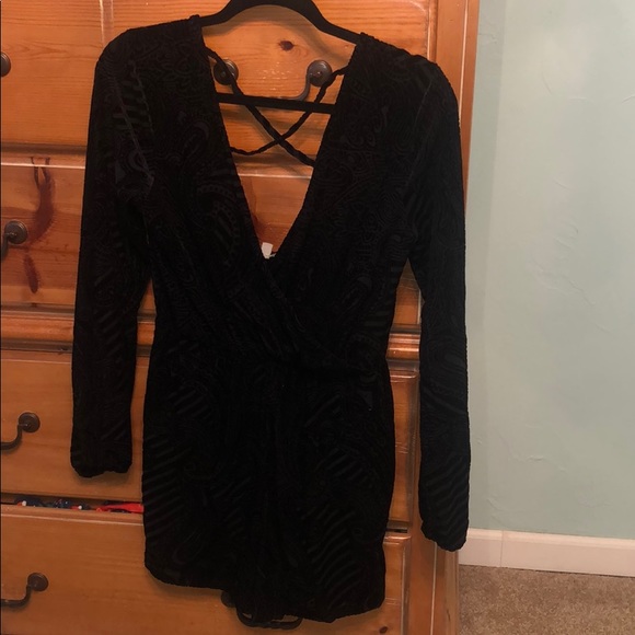 Ecote Black Velvet Romper - Picture 3 of 4